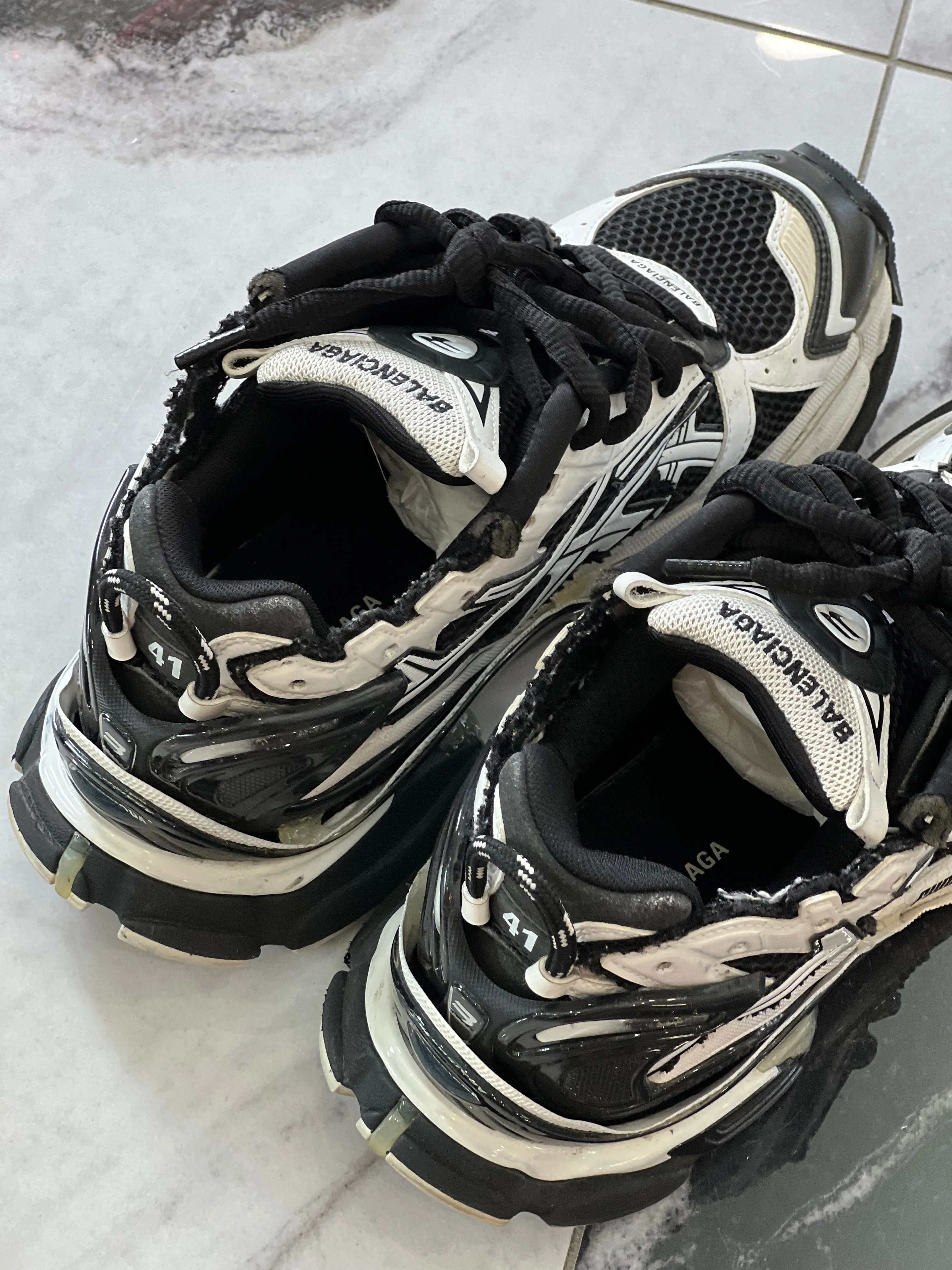 BALENCIAGA RUNNER SNEAKERS
