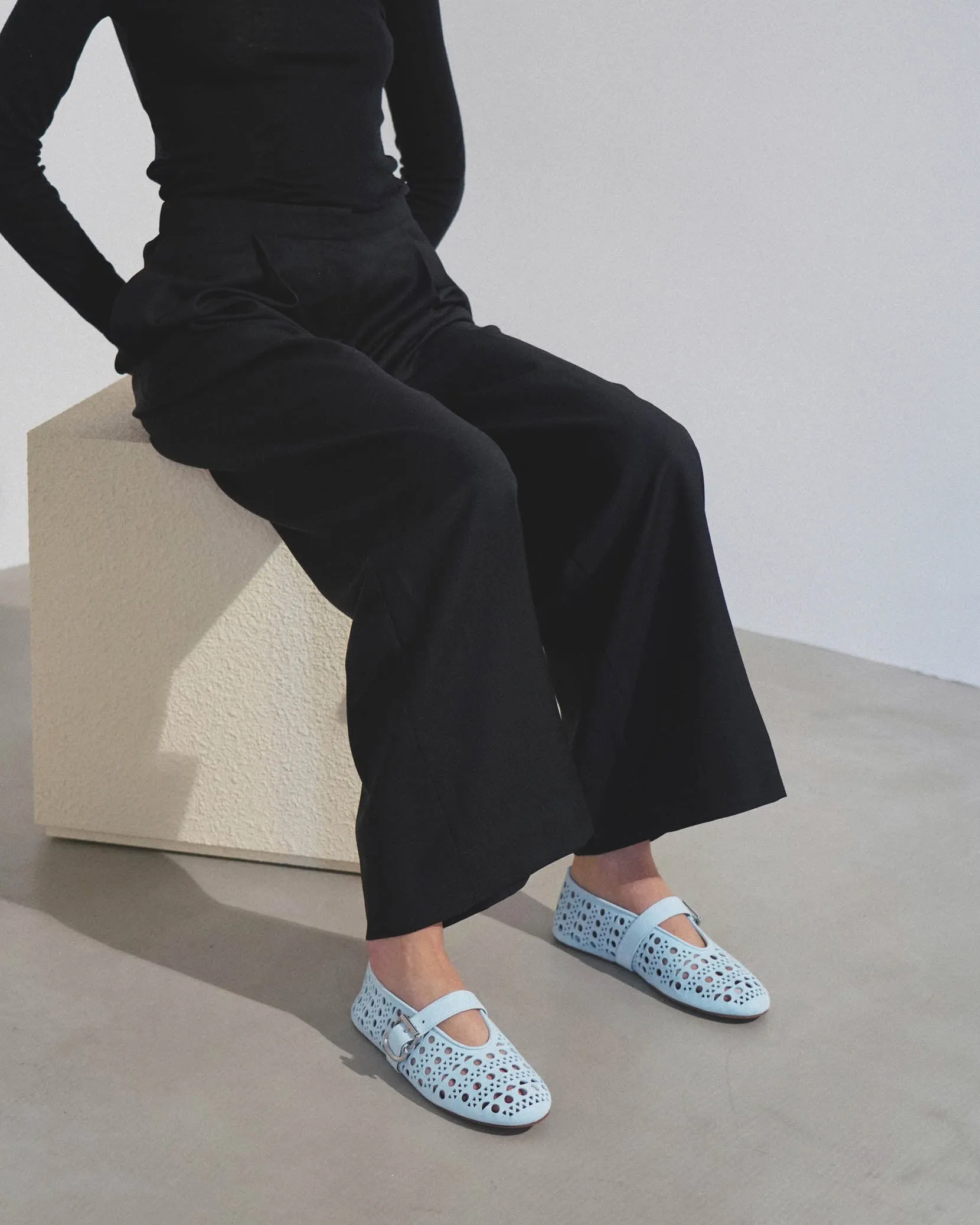 Ballerina light blue suede ballet flats