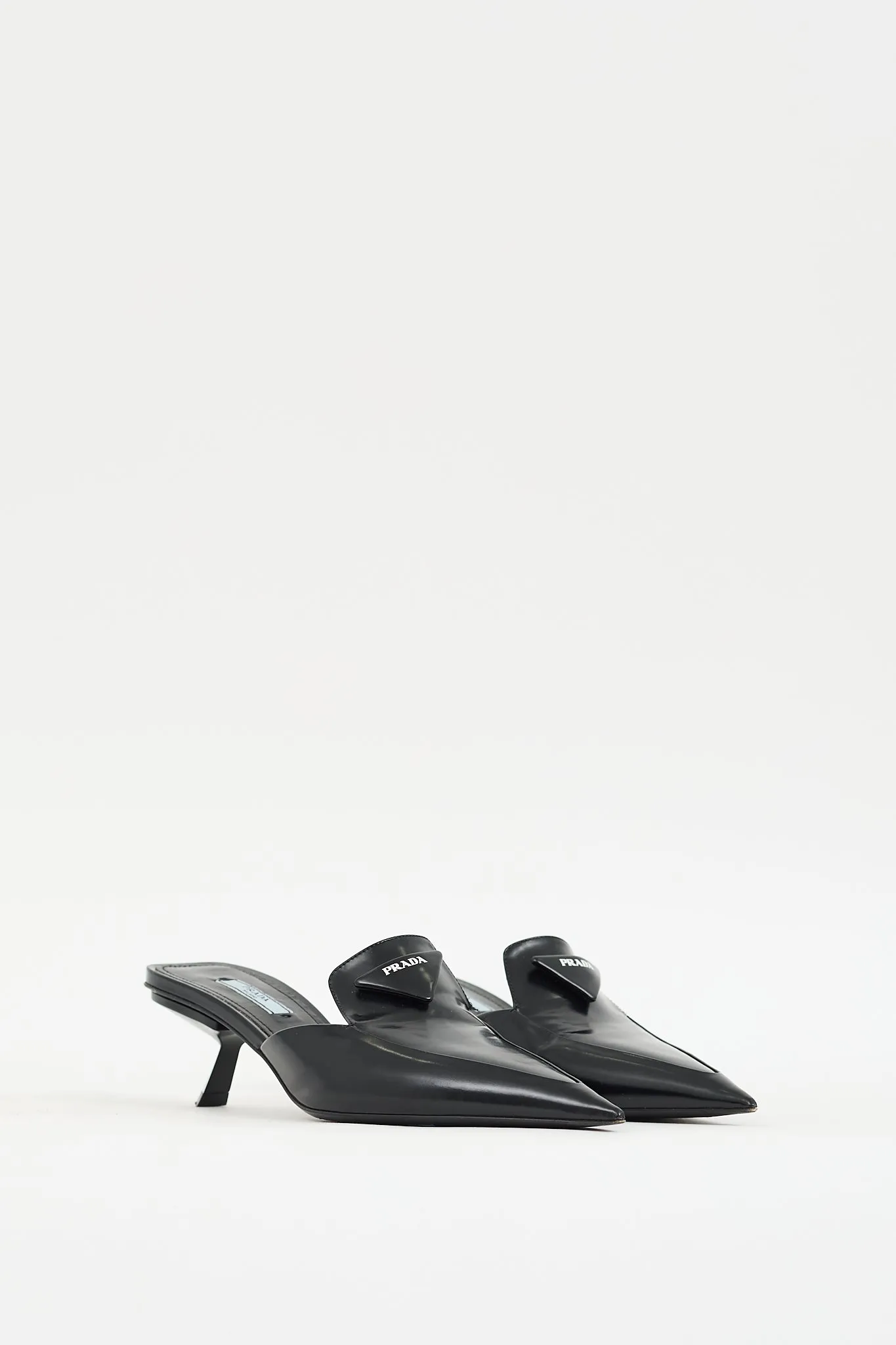 Black Leather Pointed Toe Logo Mule