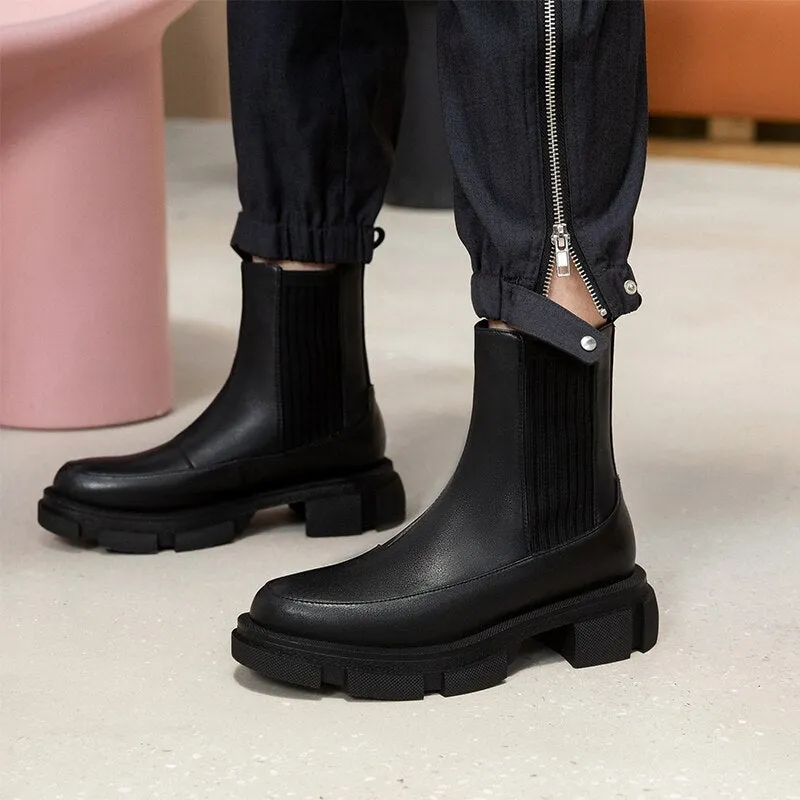 'Levy' Boots